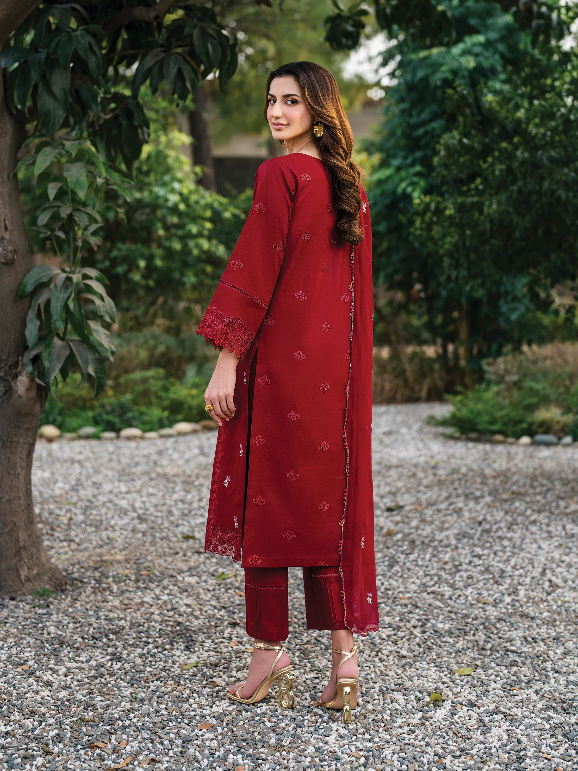 Secret Garden - Image 9